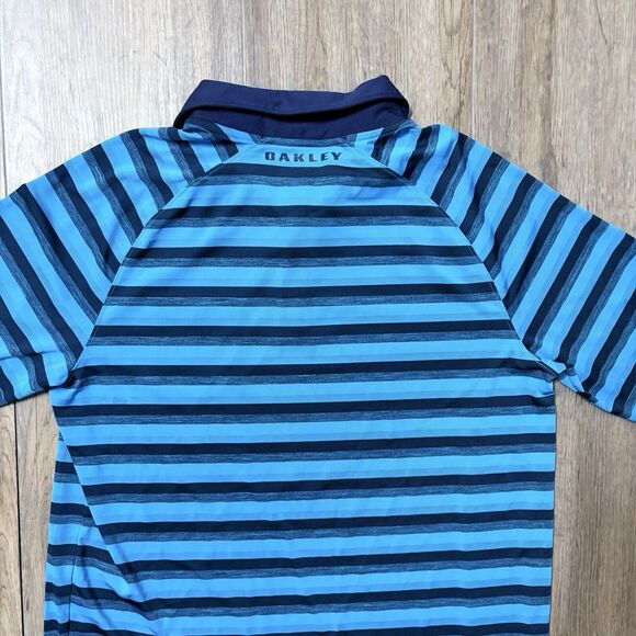 Oakley Polo Shirt Mens Medium Blue Striped HYDROLIX Performance Golf Regular Fit - Picture 7 of 8
